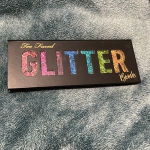 Too faced glitter palette